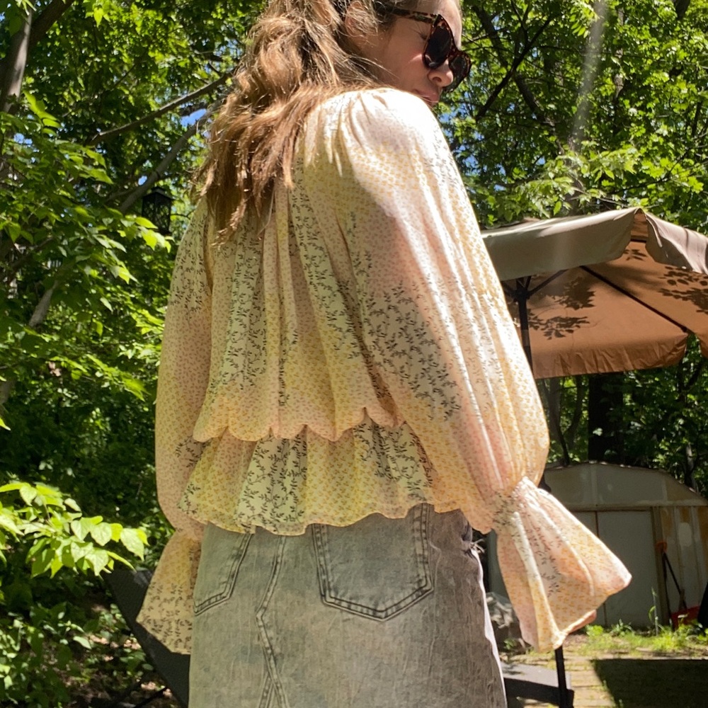 FATE Ditsy Printed Chiffon Blouse Sz S - Picture 11 of 12